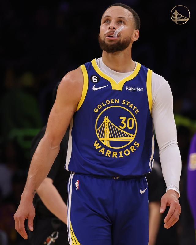 所有人的目 所有人的目