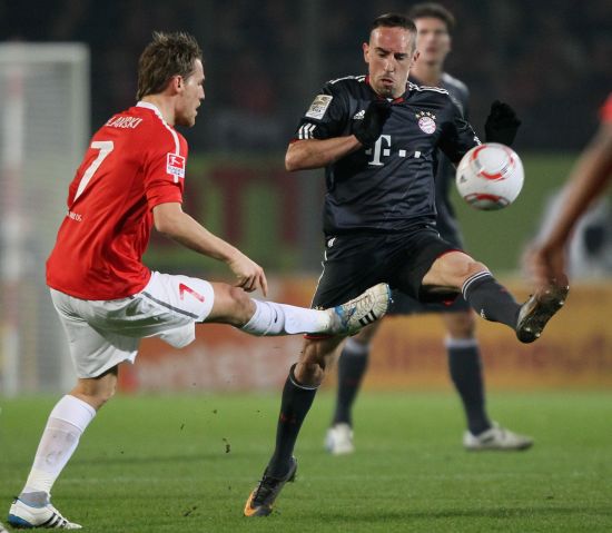 基与穆勒等 基与穆勒等