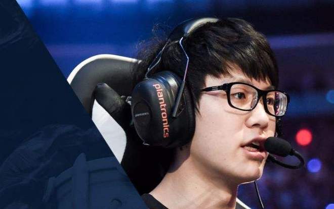 他个人的职 他个人的职